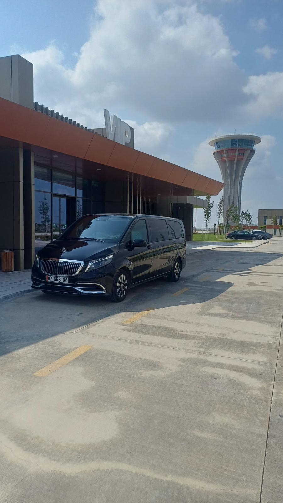 Ömeroğlu Turizm servis aracı görseli